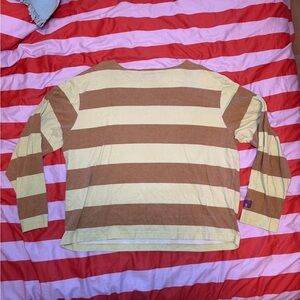 URBAN OUTFITTERS long sleeve